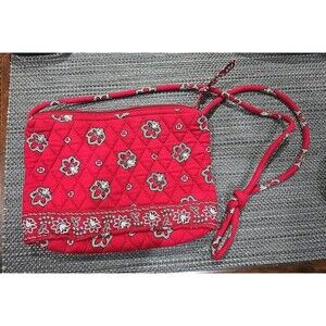 Vera Bradley  Purse RETIRED Red Bandana STYLE Crossbody Purse Zippered Top